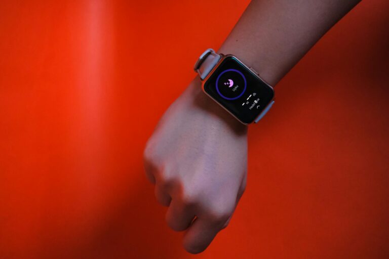 Smartwatch até R$ 300: opções que entregam muito pelo preço