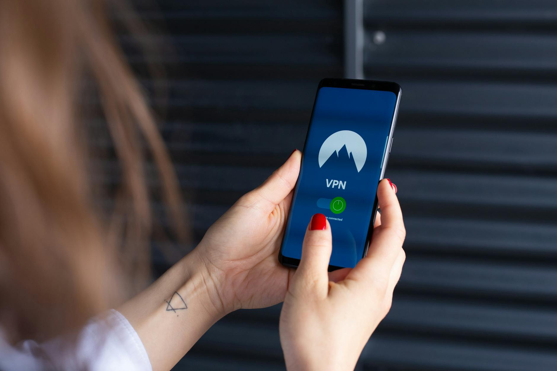 Melhores VPNs gratuitas e pagas para celular